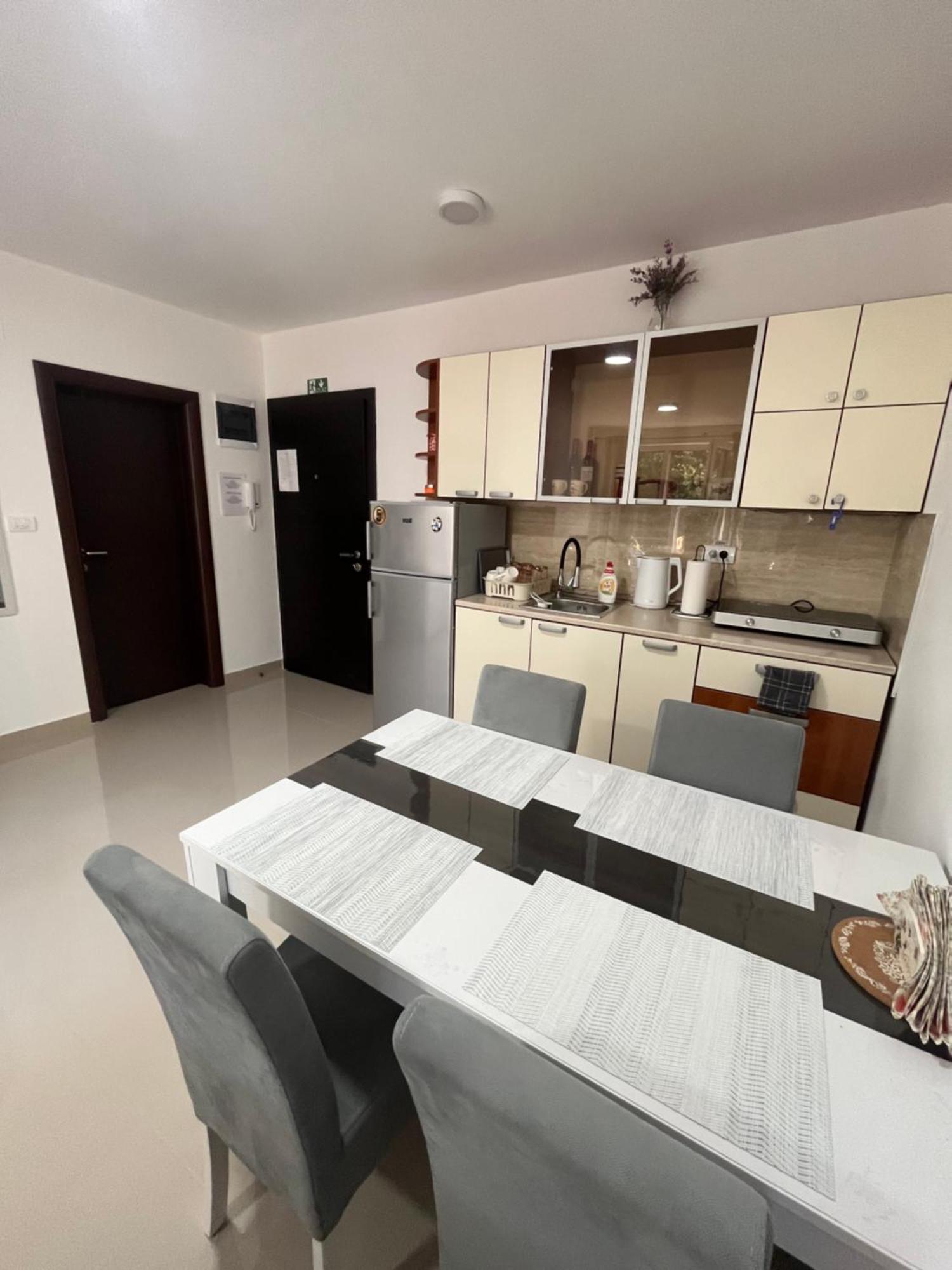 Apartman Miletic Ostrovo Exterior foto